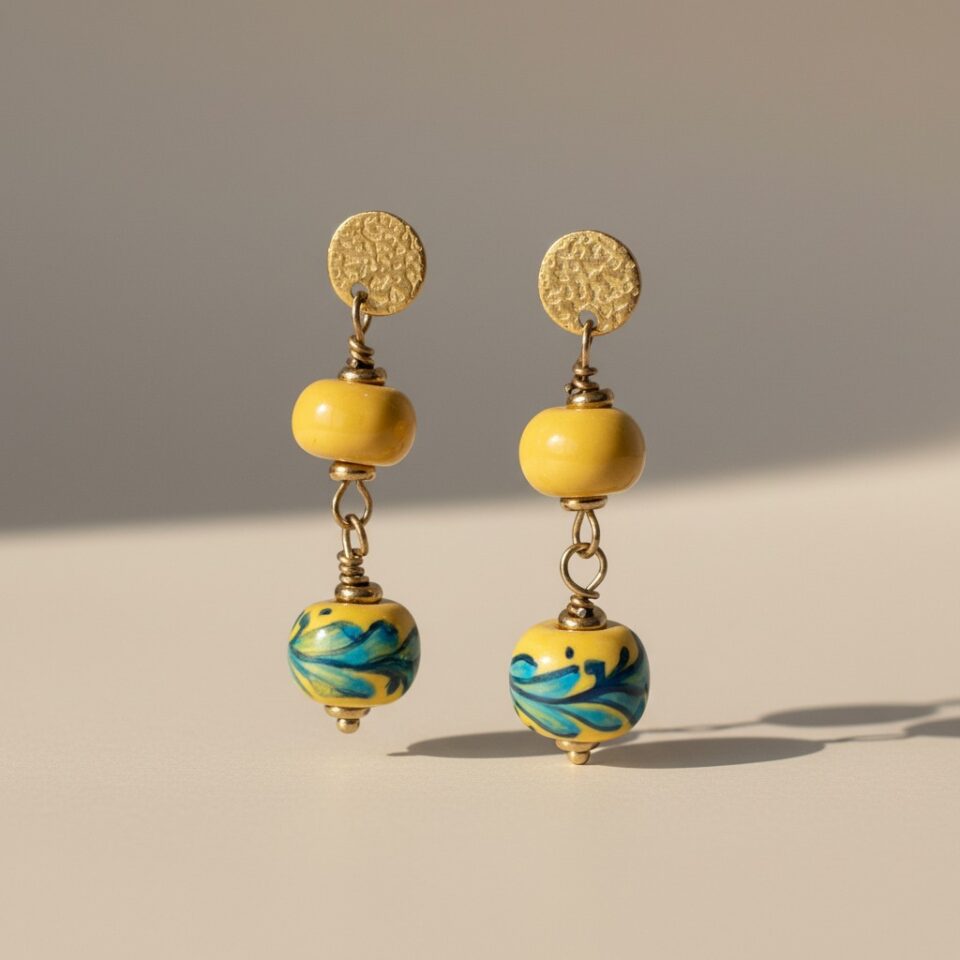orecchini pendenti in ceramica artigianale yellow