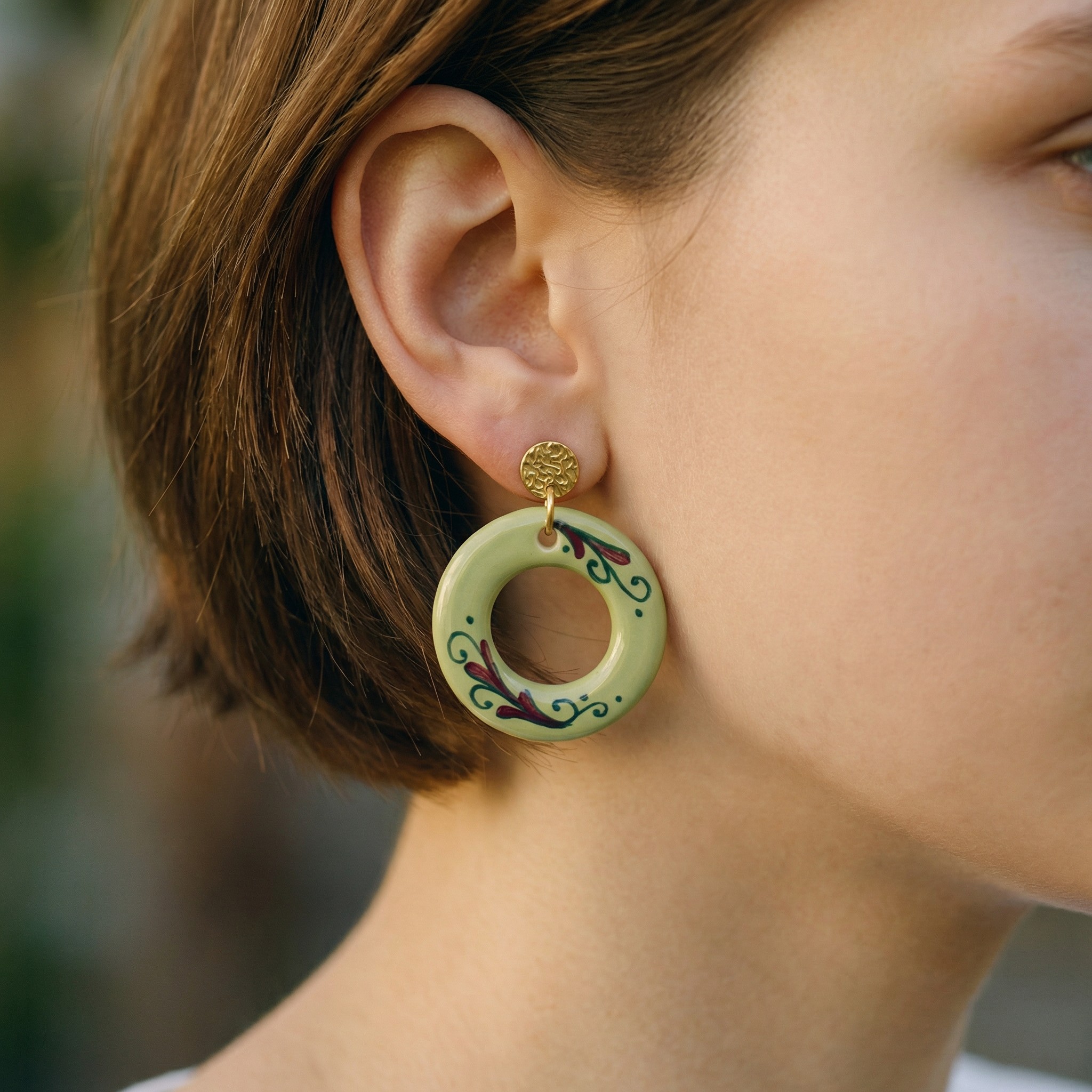 orecchini-earrings-grottega-laterza-puglia-ceramic-cerchio-verde-pistacchio