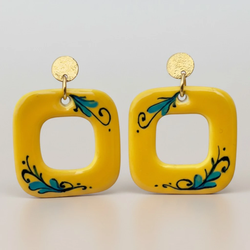 orecchini-earrings-grottega-laterza-puglia-ceramic-quadrato-giallo